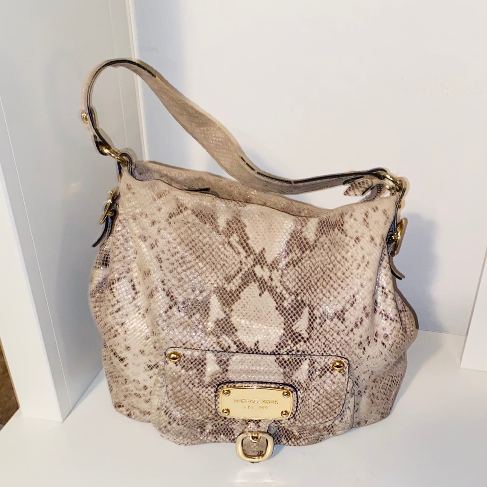 Michael Kors Leather Hobo Bag - Picture 8 of 8